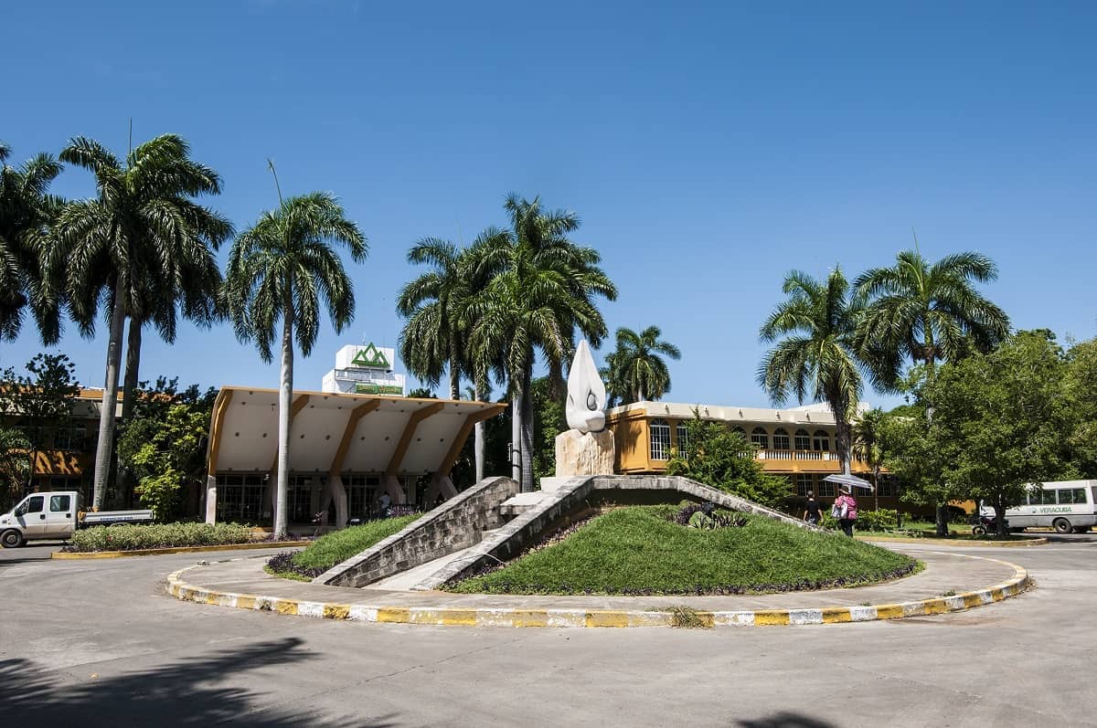 Parte exterior del hotel Sierra Maestra